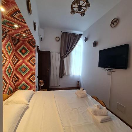 City Home Bukares Bagian luar foto