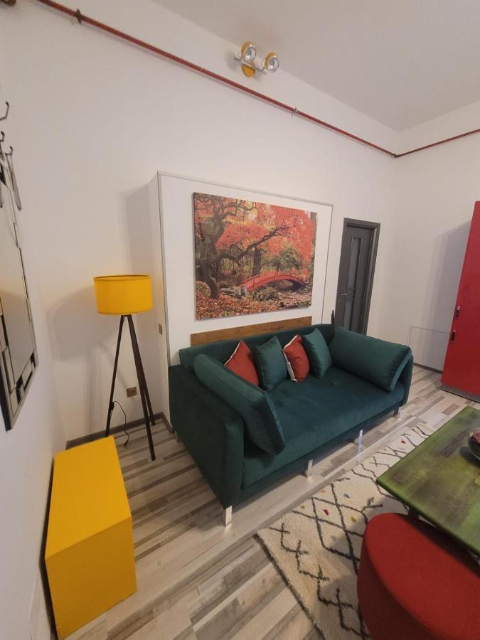 City Home Bukares Bagian luar foto