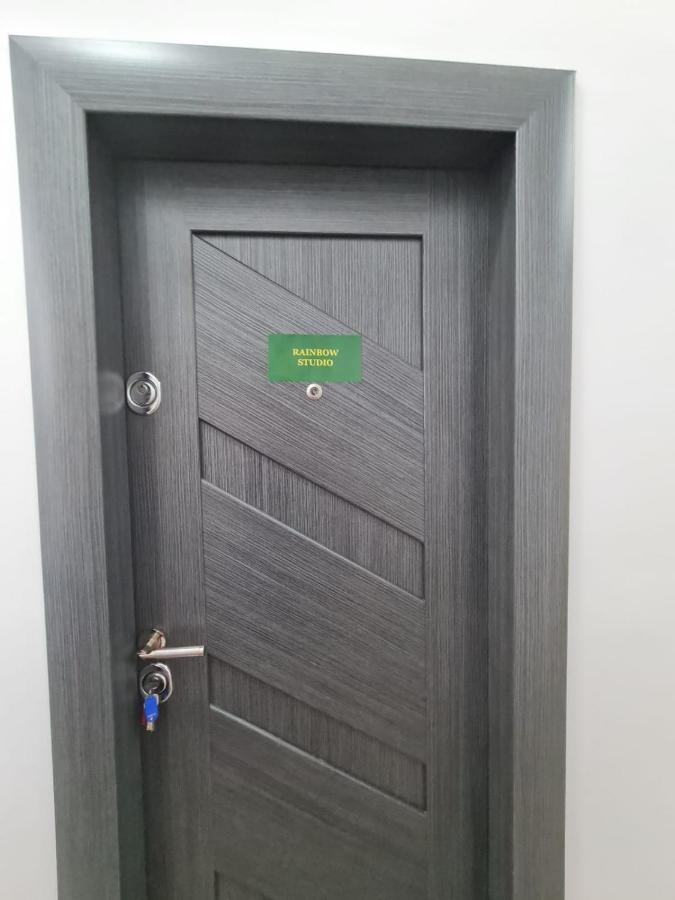 City Home Bukares Bagian luar foto