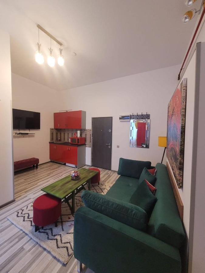City Home Bukares Bagian luar foto