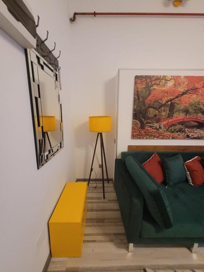 City Home Bukares Bagian luar foto
