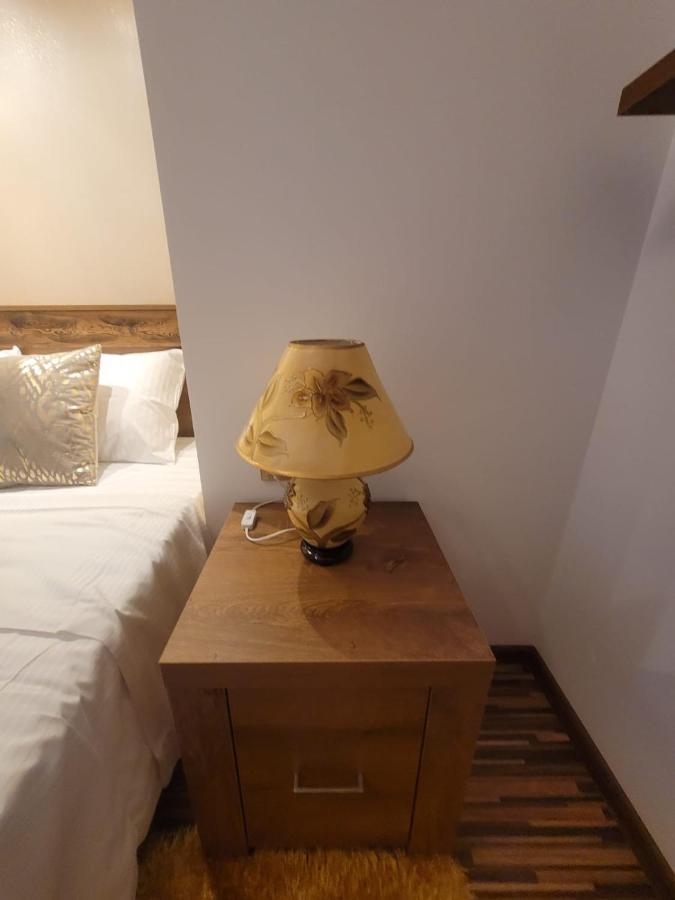 City Home Bukares Bagian luar foto