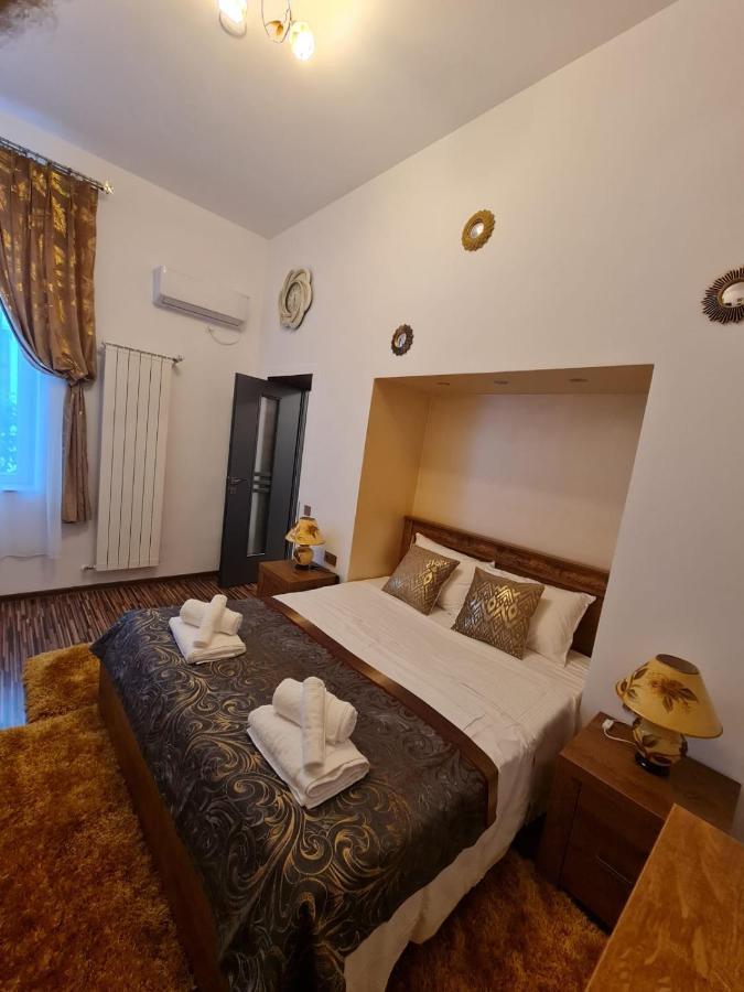 City Home Bukares Bagian luar foto