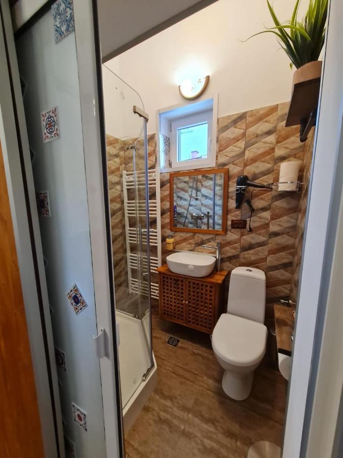 City Home Bukares Bagian luar foto