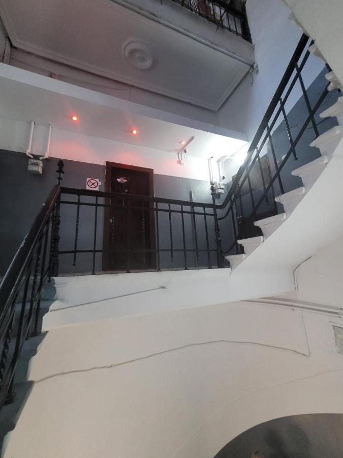 City Home Bukares Bagian luar foto