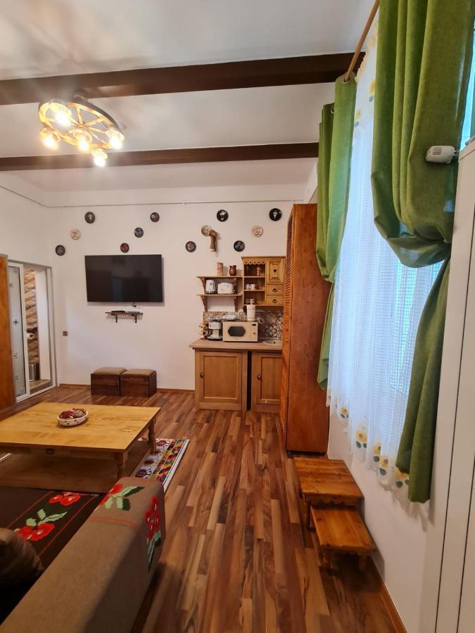 City Home Bukares Bagian luar foto
