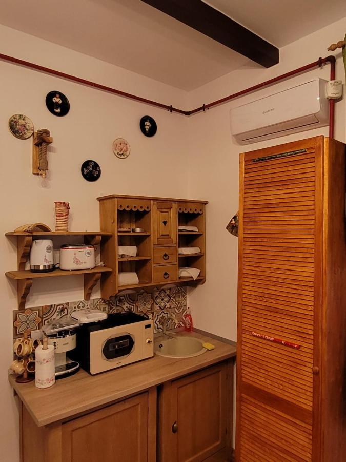City Home Bukares Bagian luar foto
