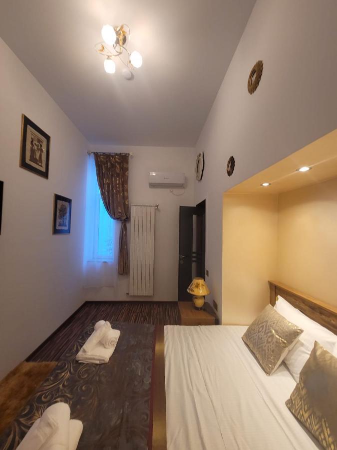City Home Bukares Bagian luar foto
